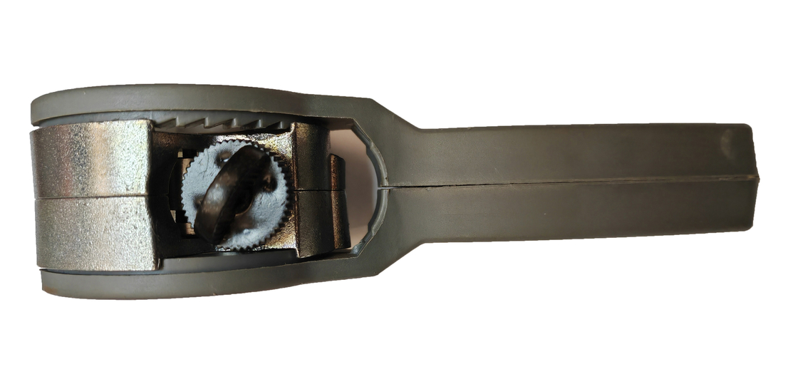亜鉛合金のラチェットのパイプ・カッター6 - 23mmおよび8 - 29mmの耐久財のプラスチック ハンドルGcr15の刃